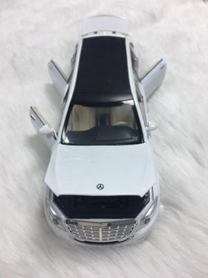 Mô hình xe Mercedes S650 Maybach [White]