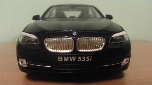 Mô hình BMW 535i tỷ lệ 1:24 (Đen)