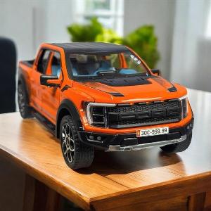 Mô hình xe bán tải Ford F150 Raptor 1:20 có đèn âm thanh