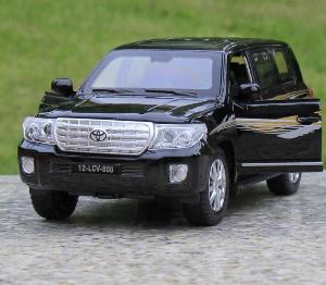 SP004470 [Jiaye] Mô hình xe Toyota Land Cruiser V8 1:32 [Black]