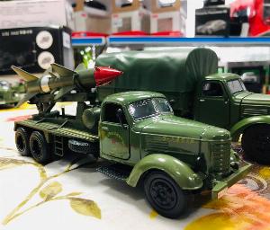 Mô hình xe quân sự Army 831-F rocket car 1:32 [Green] - Xe quân sự chở tên lửa