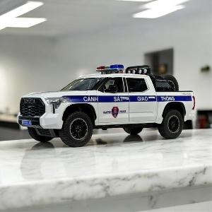 Mô hình xe ô tô cảnh sát độ CSGT Việt Nam - Mô hình xe Police