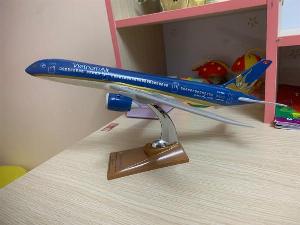 Mô hình máy bay Việt Nam Airlines 32 cm Boeing B787-9 Dreamliner VNA Vietnam Airlines cao cấp