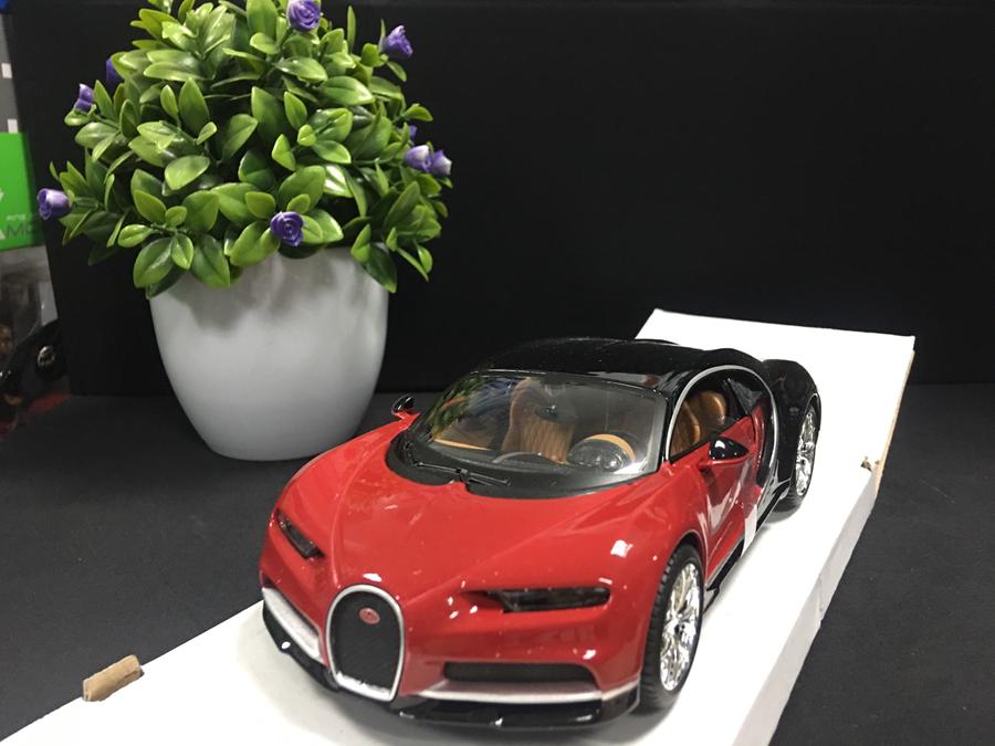 SP004888 [Maisto] Bugatti Chiron 1 24 [Red]
